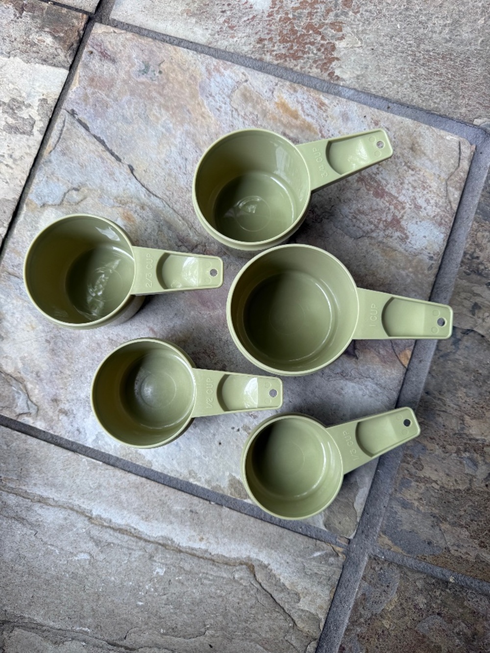 Tupperware Full Set Measuring Cups Full Set of 6 - Light Avacado Green